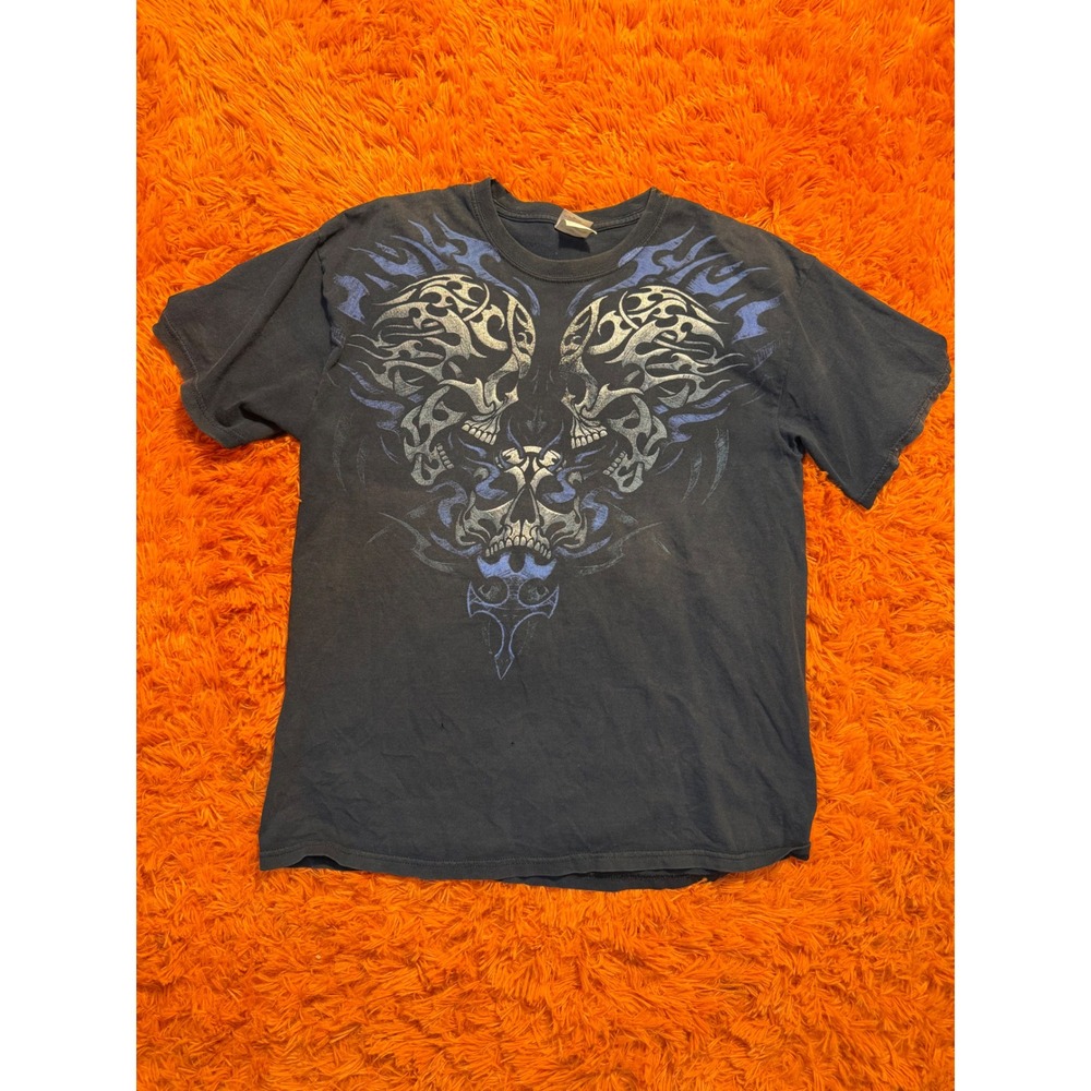 Gildan Heavy Cotton Mens Skull Tribal Blue Flame Graphic T-Shirt Faded Black L